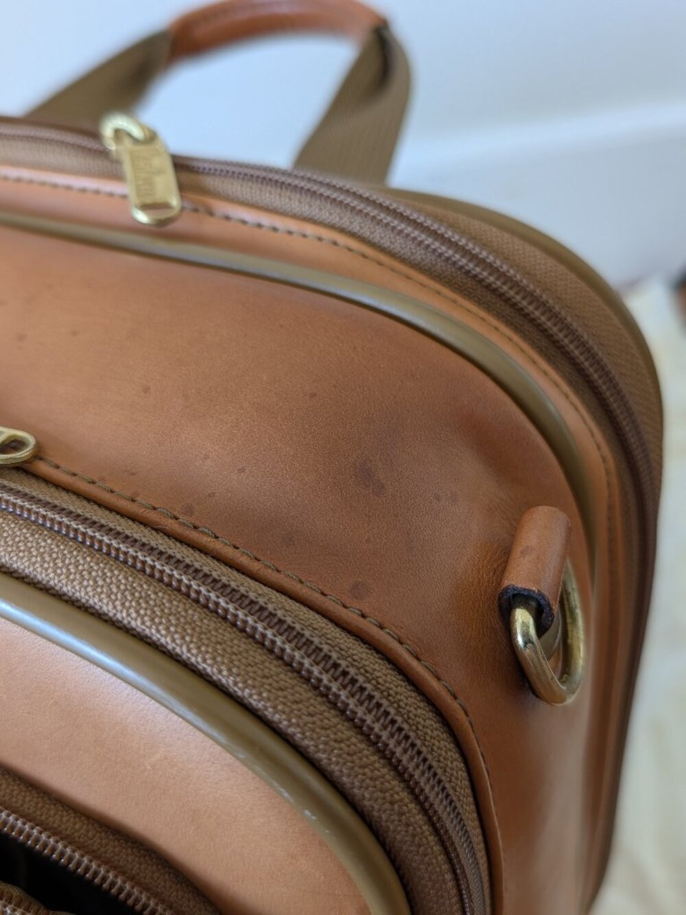 Hartmann Belting Leather Briefcase or Computer Case, Dual Compartment - Picture 16 of 16